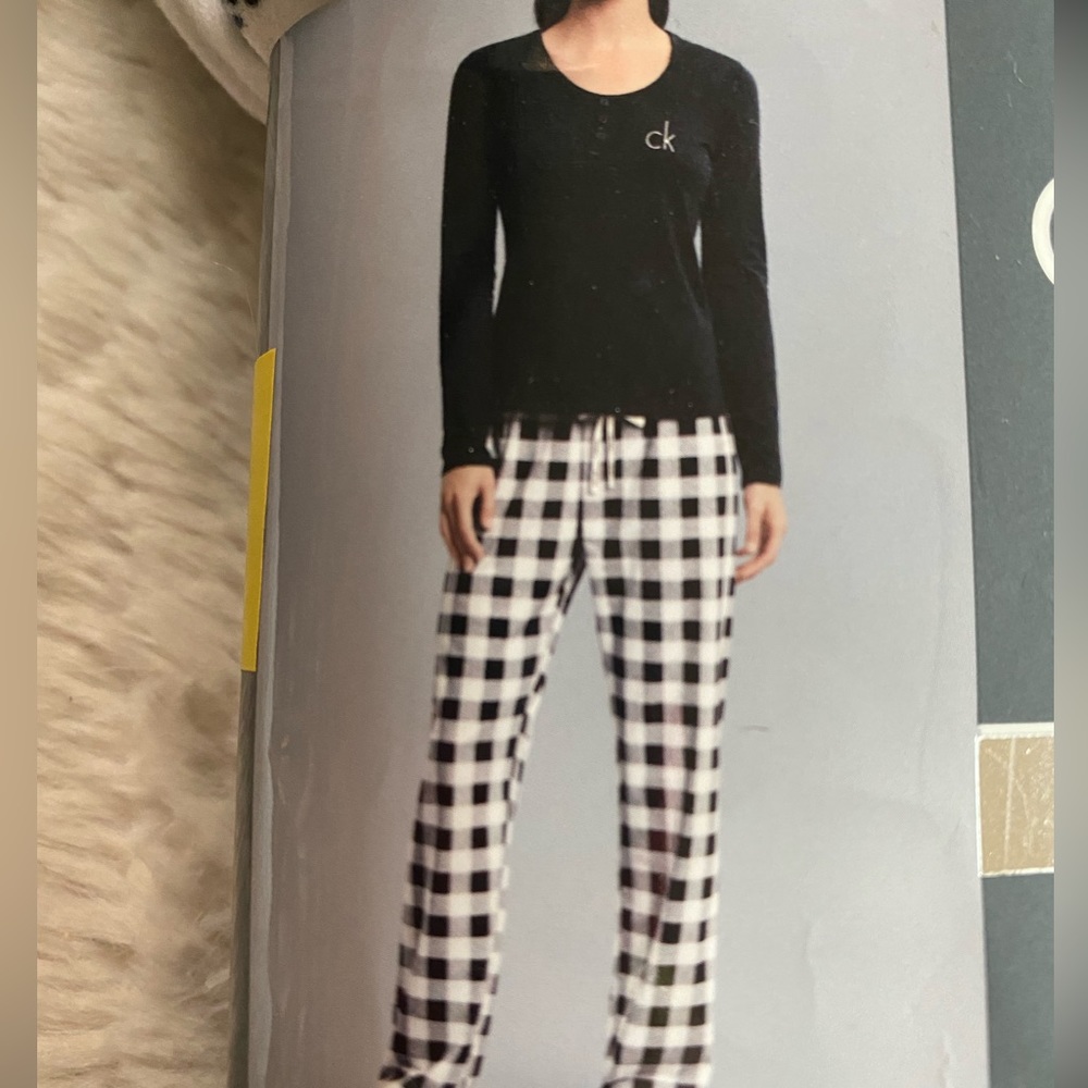 Calvin Klein 2 piece pajama
